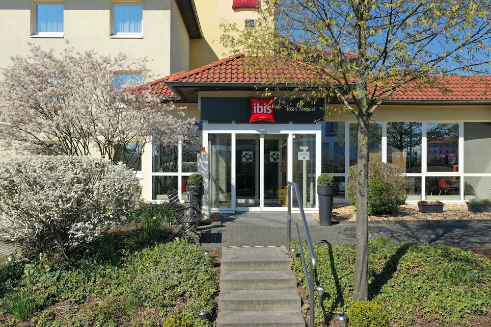 Ibis Cologne Airport Hotel 48/50