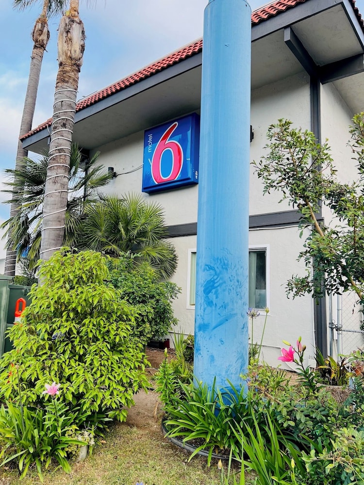 Motel6 La Mesa, CA - San Diego 11/58