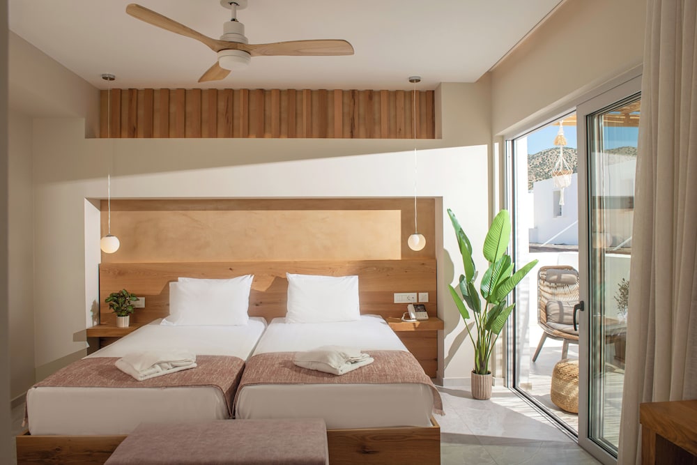 Chill Out, Queen Bed