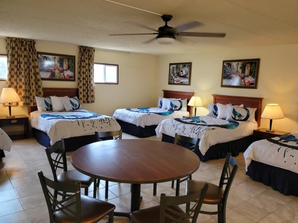 Wolf Inn Hotel 30/50