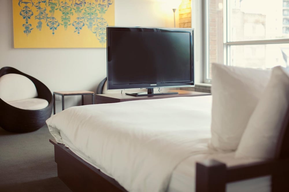 Hotel Ocho 10/54