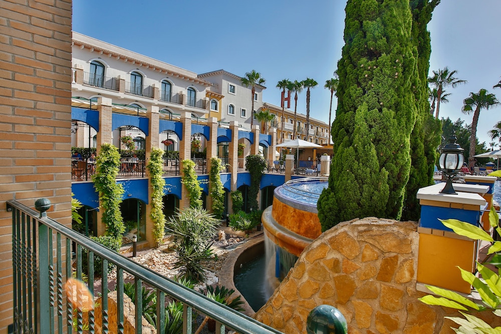 La Laguna Spa And Golf 4/66