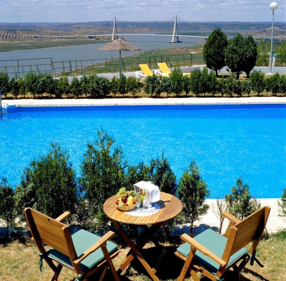 Parador De Ayamonte 32/50