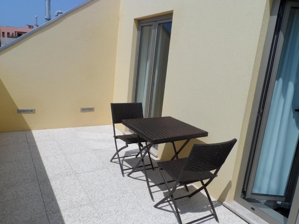 Lazza Hotel 40/45