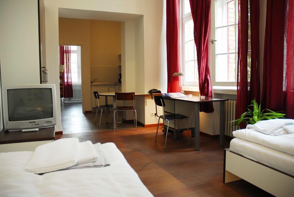 GLS Studio Hotel Berlin 10/33