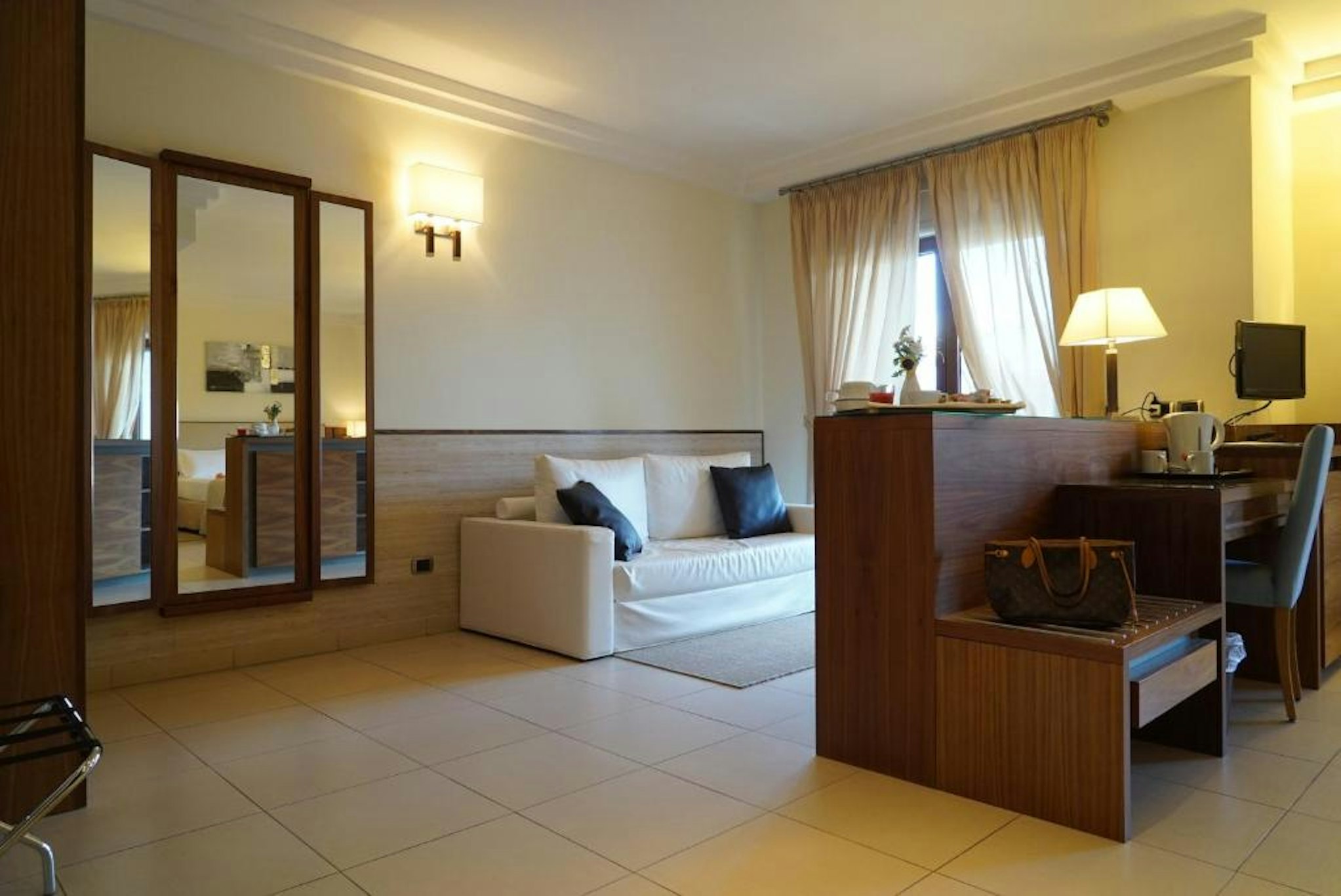 Suites And Residence Hotel 28/44