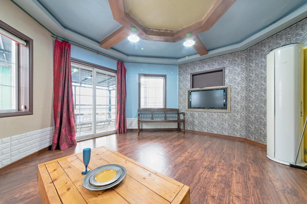 Ga Pyeong Four Season Pension 39/50