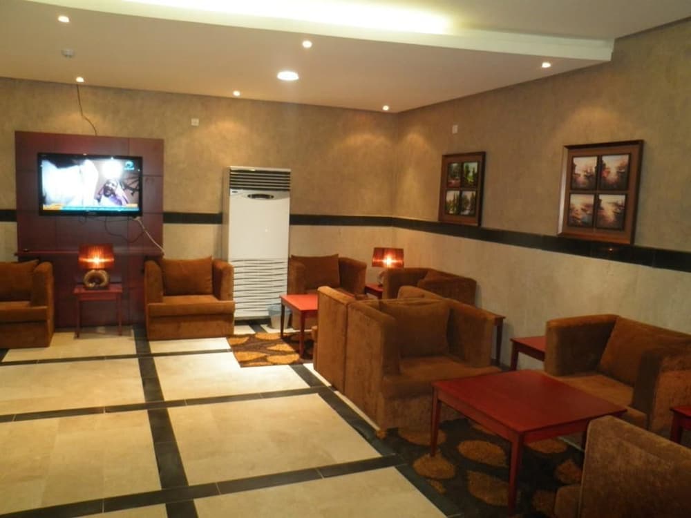 Almuhaidb Nadwaa Aparthotel 13/19