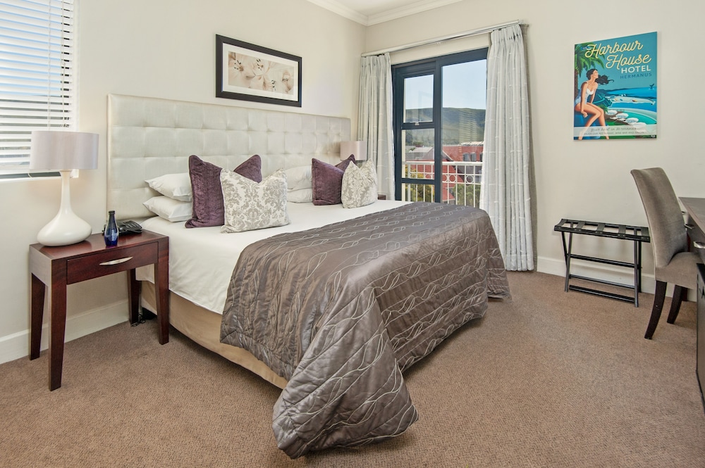 Harbour Square Hermanus Apartments 8/50