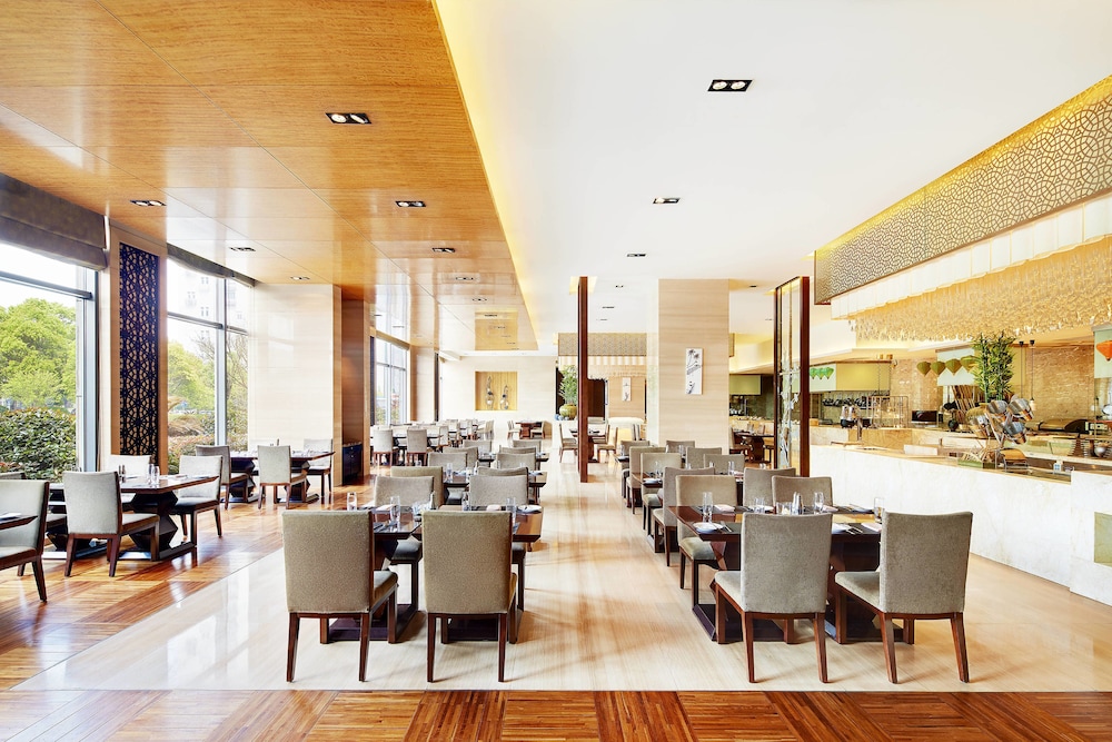 Sheraton Wuxi Binhu 37/50
