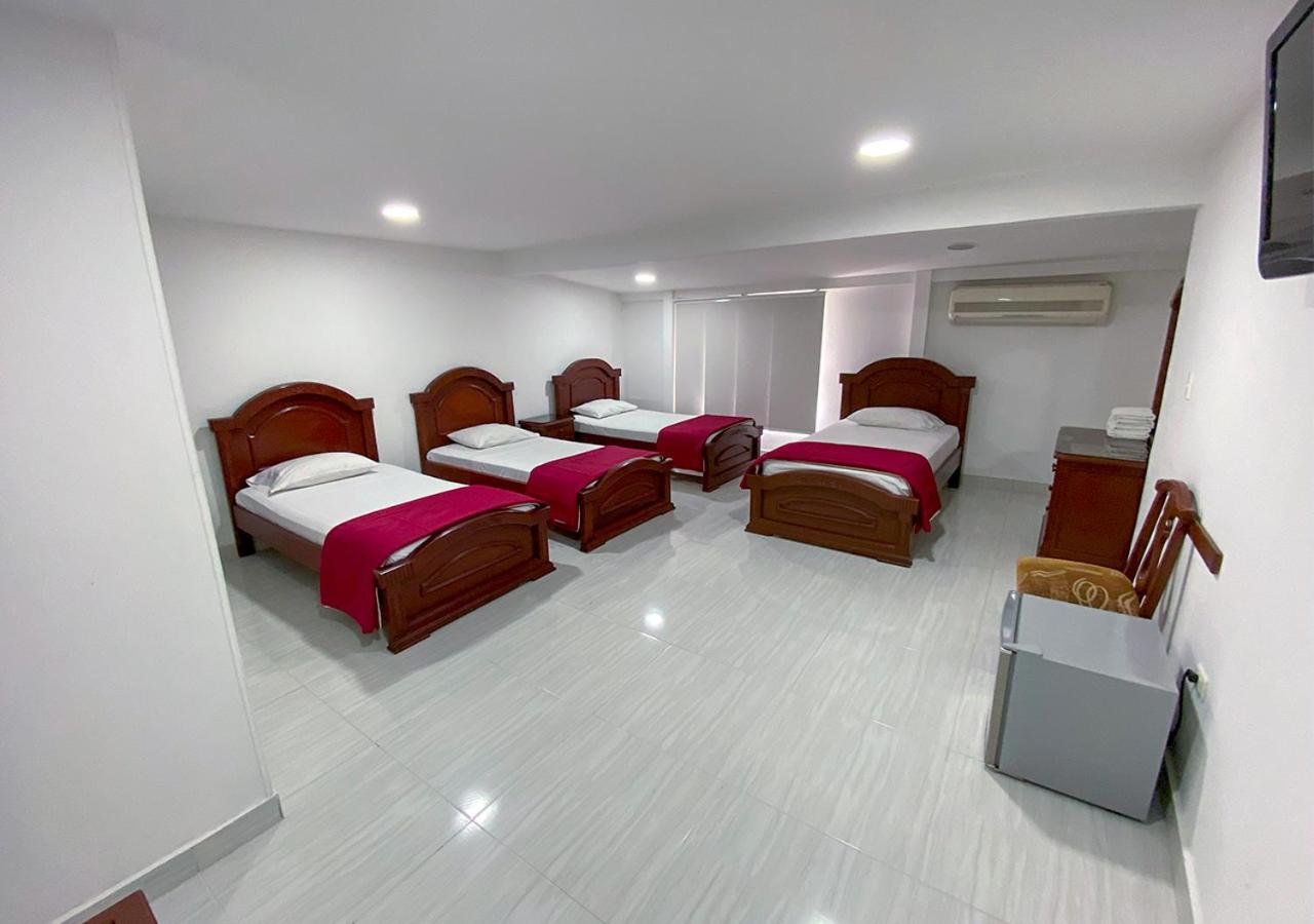 Hotel Exelsior 4/48