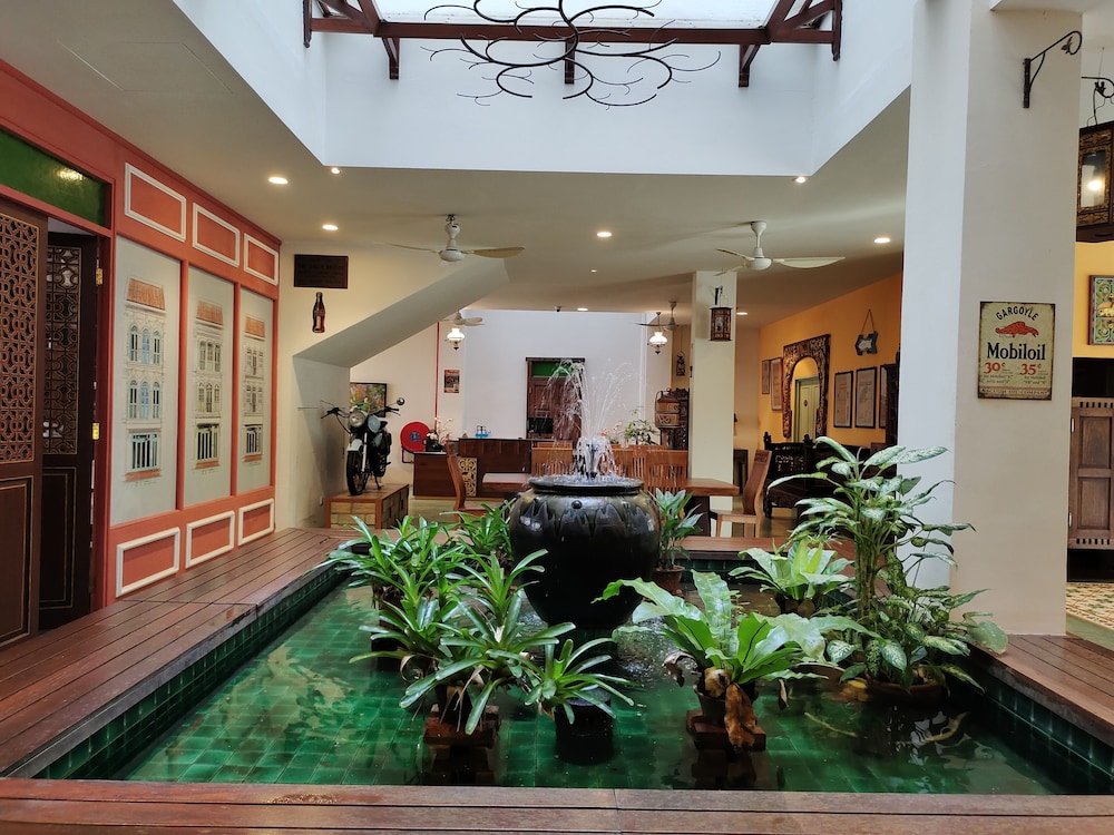 Kapitan Kongsi Hotel 11/50