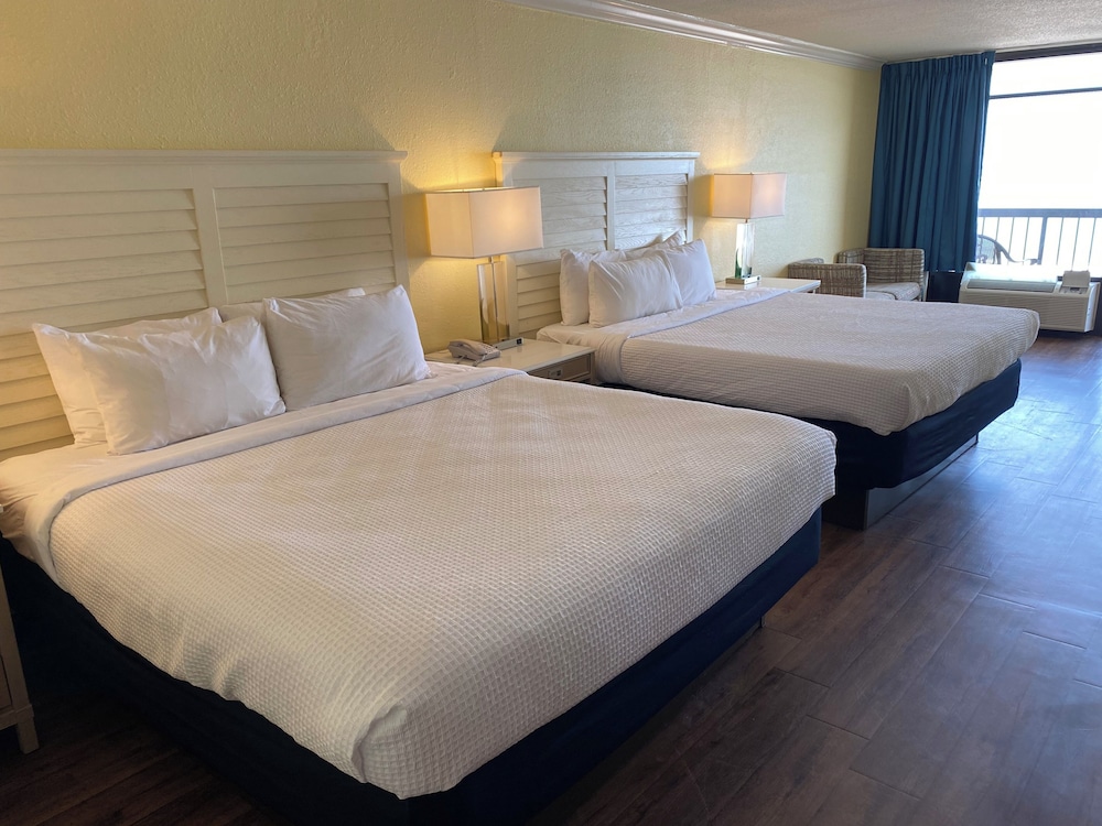 Standard, 2 King Beds, Ocean Front
