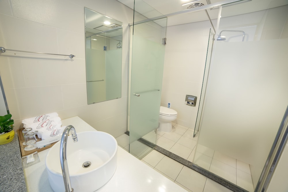 Reve Hotel Jeju 32/35