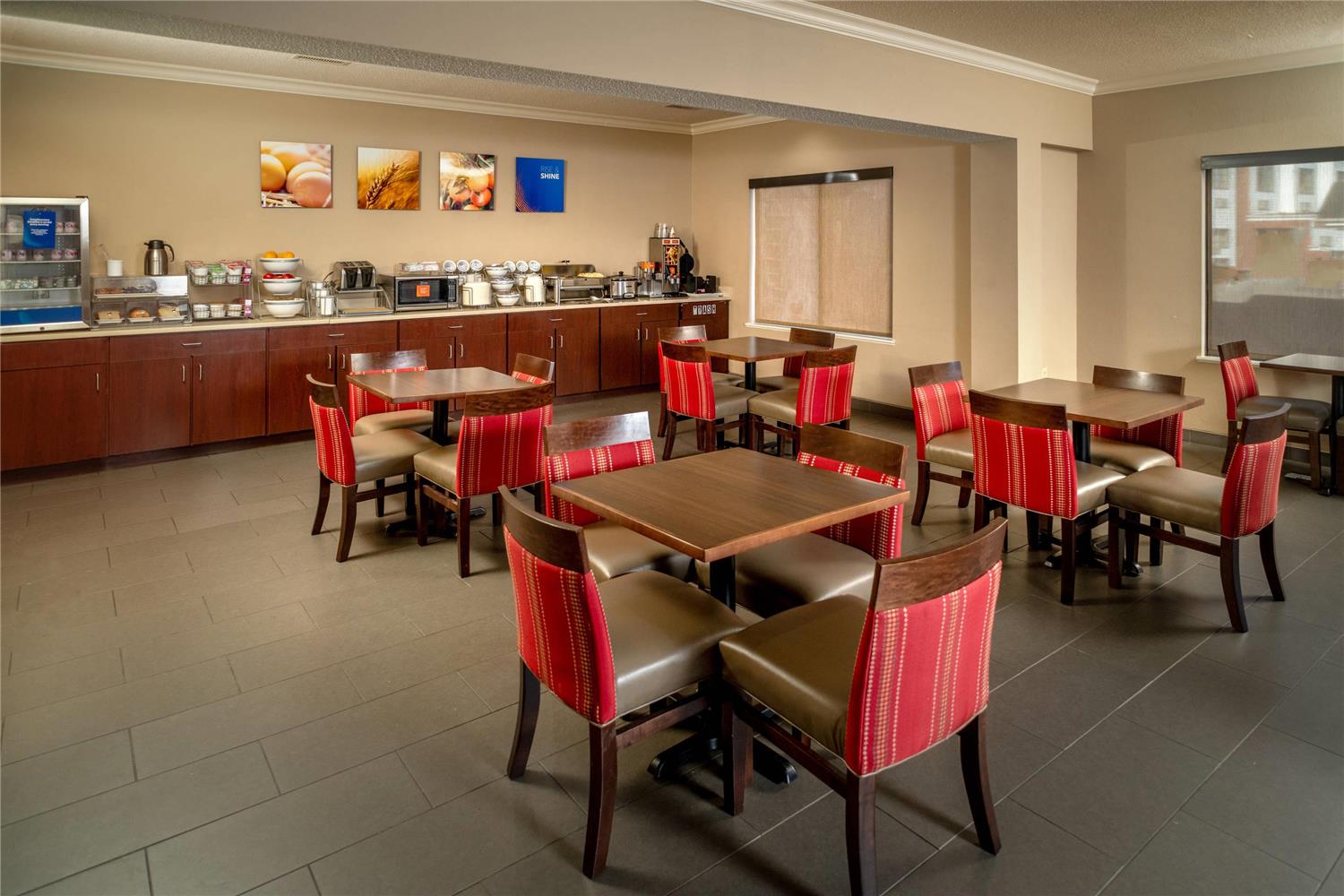 Comfort Suites Prestonsburg West KY 29/38