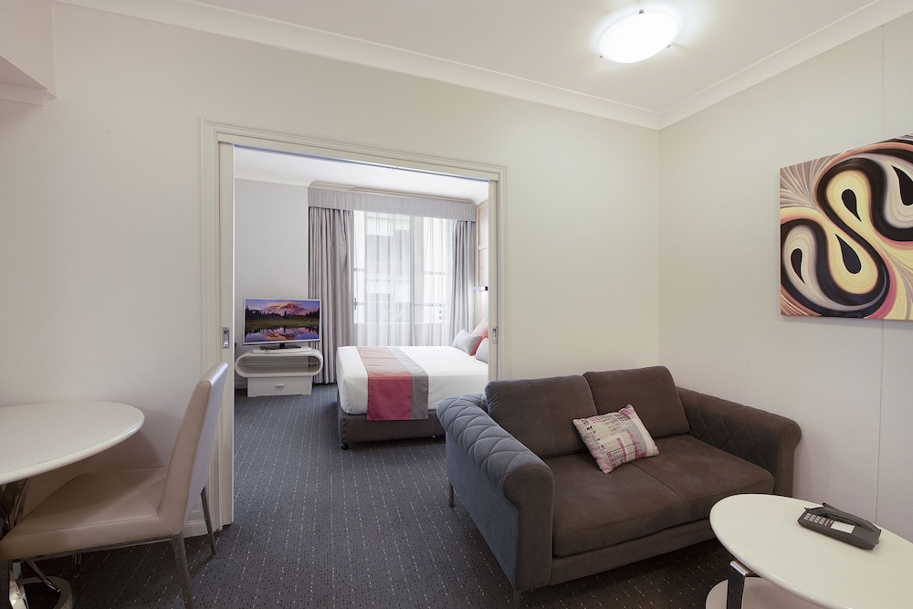 YEHS Hotel Sydney Harbour Suites 42/54