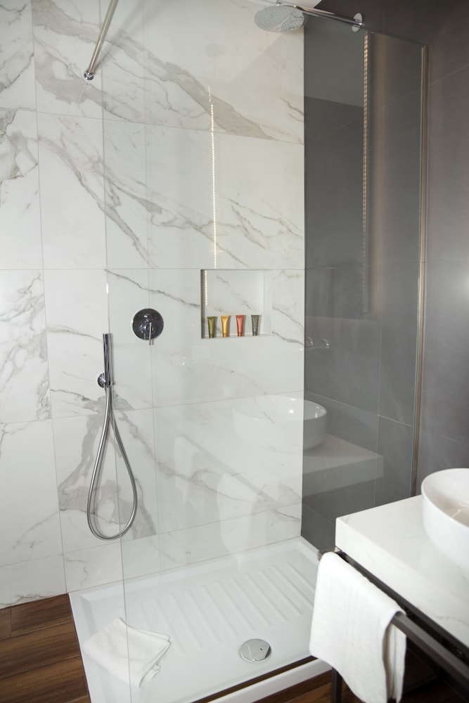 Unicum Roma Suites 48/50