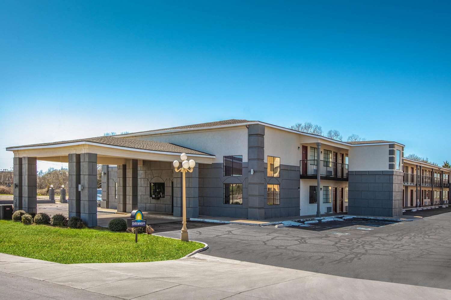 Days Inn by Wyndham Waco 3/27
