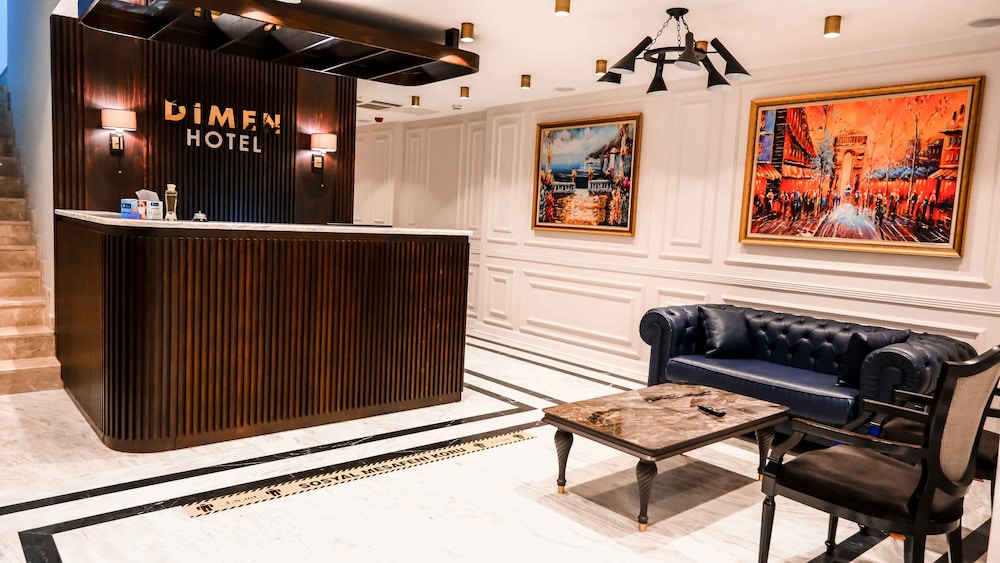 Dimen Hotel 8/37