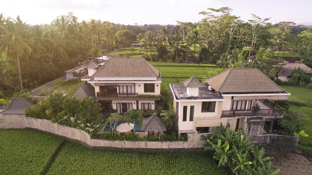Alosta Luxury Private Villa 41/50