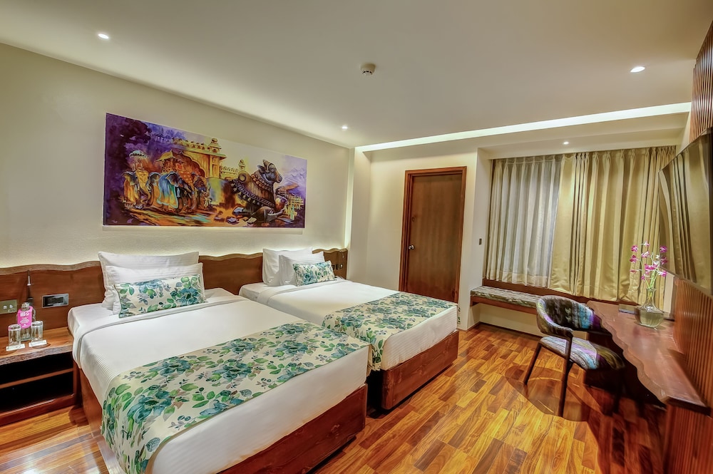 Regenta Central Javaji Mysore 24/50
