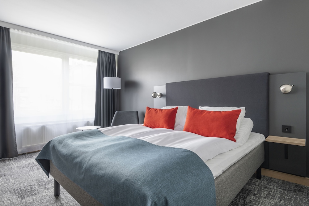 Superior, Twin Beds