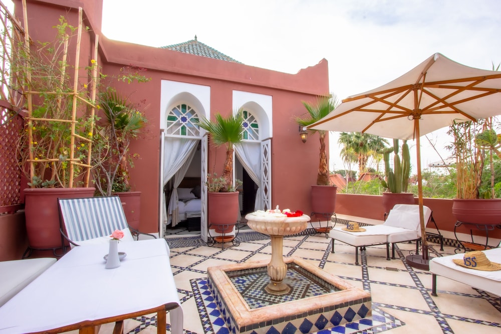 Riad Kaiss By Anika 52/70