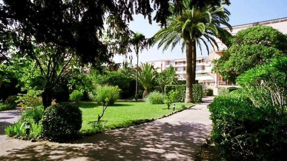 Zenitude Hotel-Residences Le Cannet 41/50