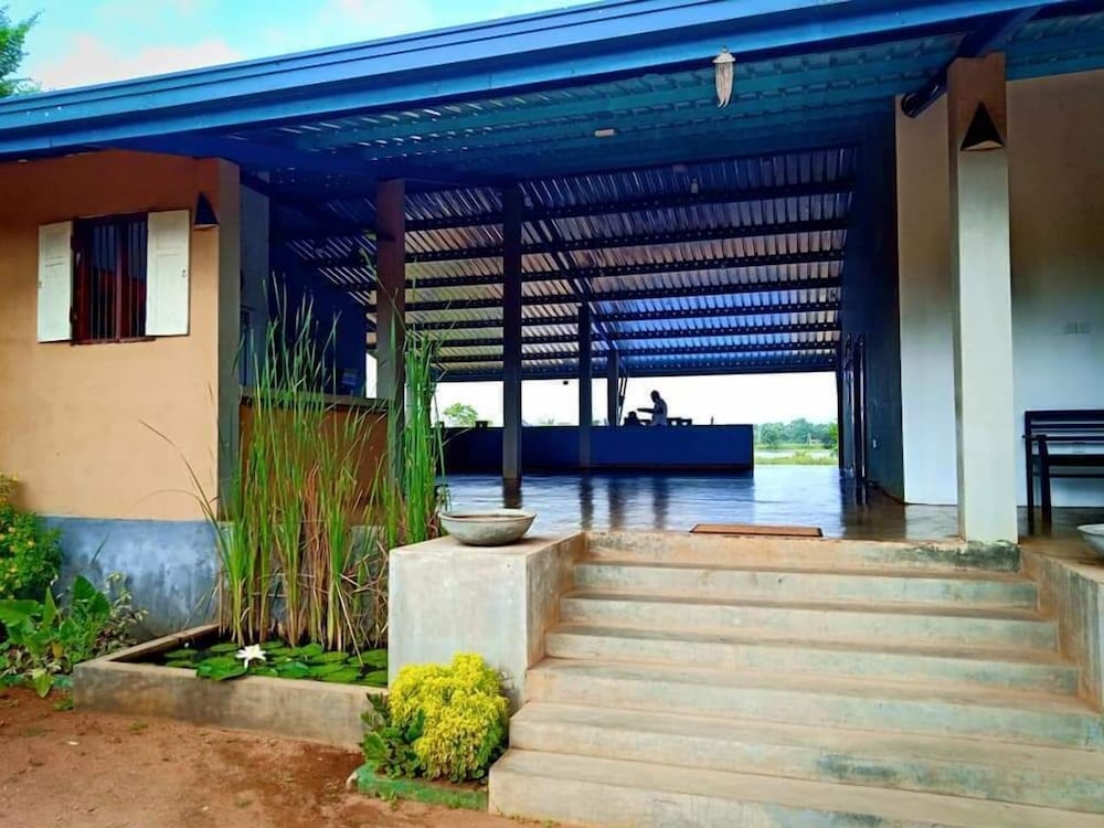 Rho Sigiriya 4/47