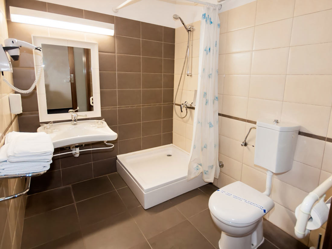 HOTEL MIRTA 28/29