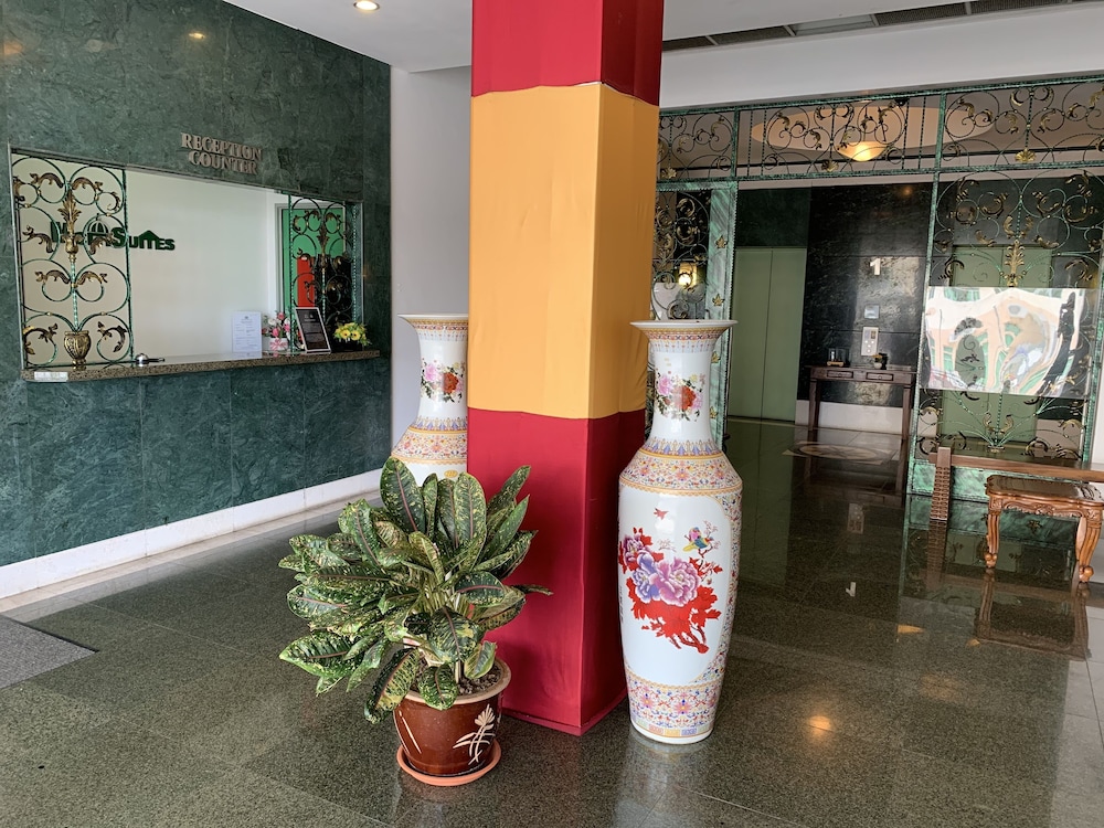 Mciti Suites 8/58