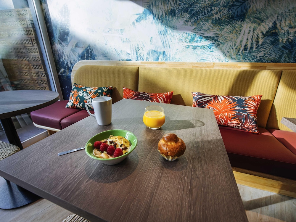 IBIS STYLES ANTIBES 48/71