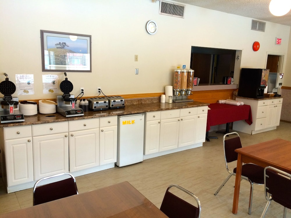 Colonial Inn 39/62