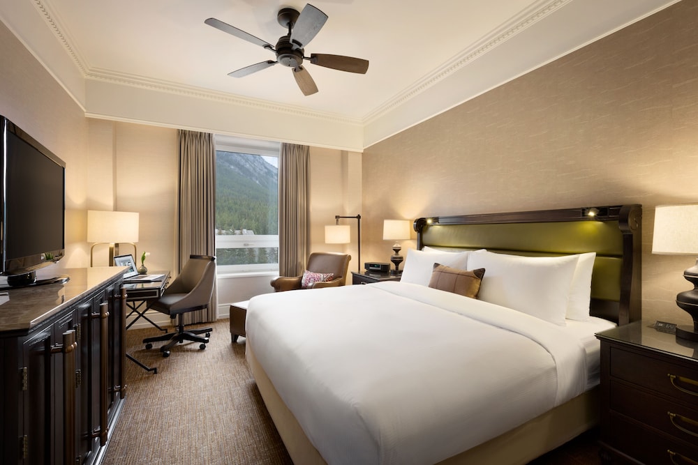 Fairmont Banff Springs Gold Experience 8/49