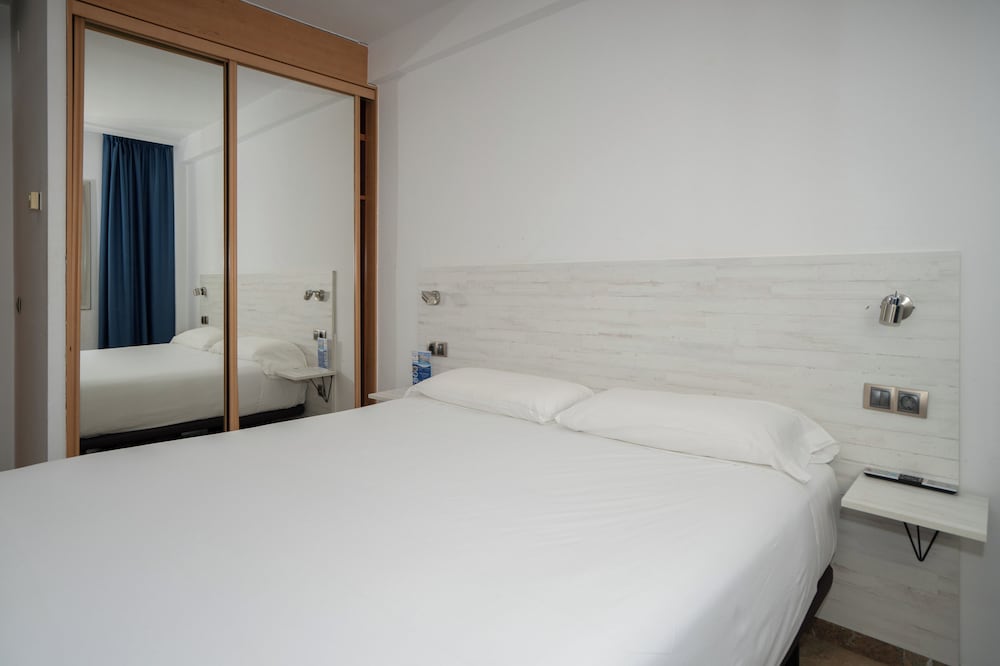 Port Sitges Resort Hotel 23/70