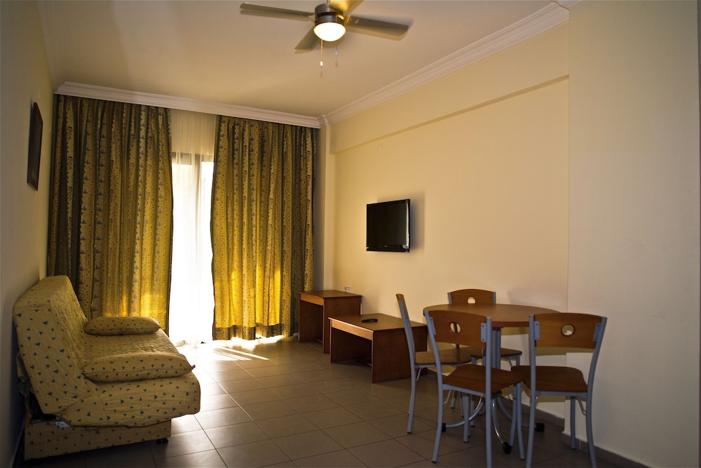 Aegean Princess Apart Hotel 22/50
