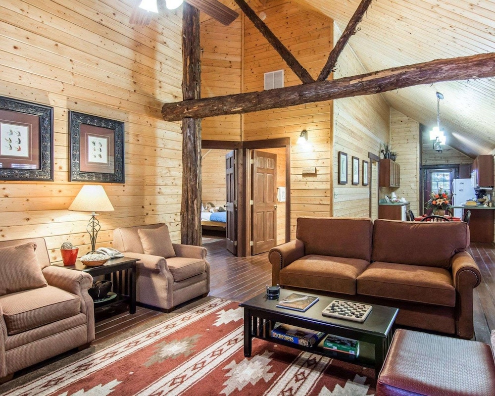 Bluegreen Vacations Shenandoah Crossing, an Ascend Collection Resort 32/47