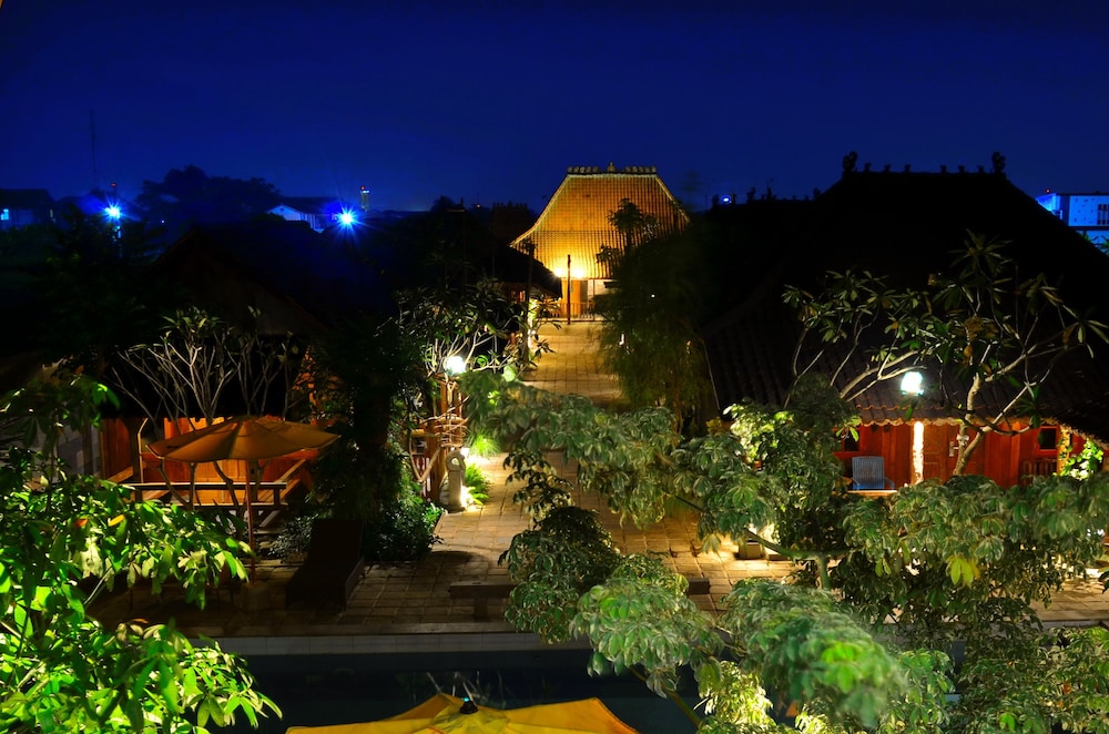 Warisan Heritage Boutique Hotel 29/38