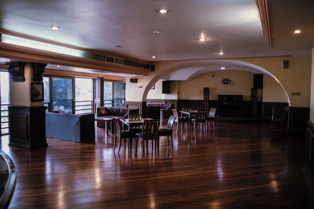 Maria Victoria Hotel 67/71
