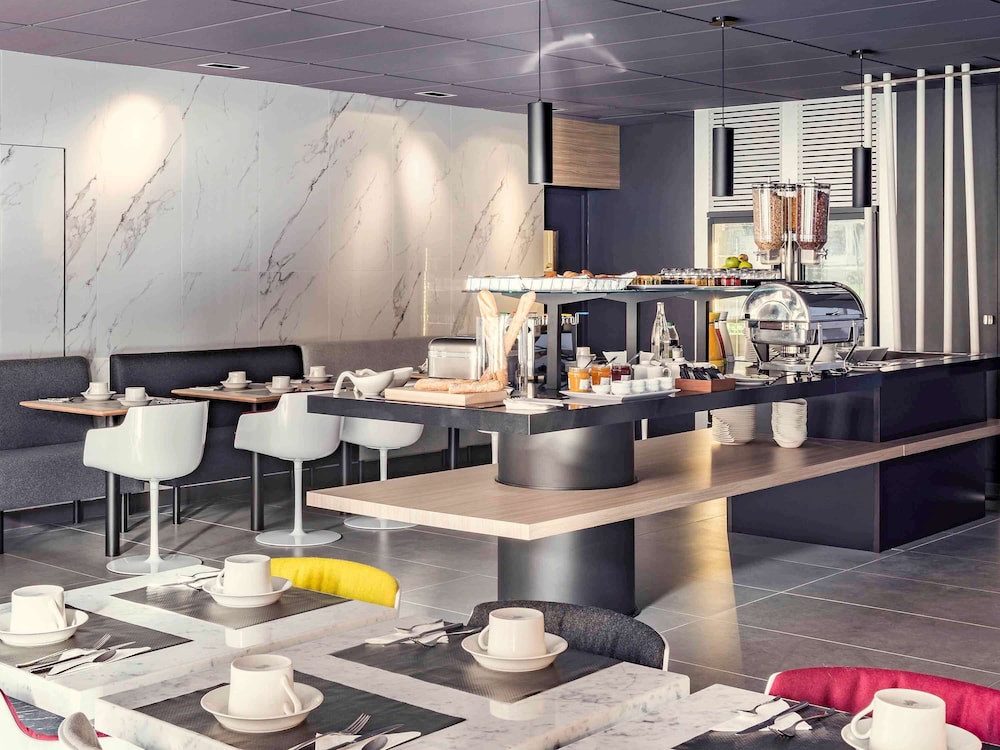 MERCURE PARIS ALESIA 42/66