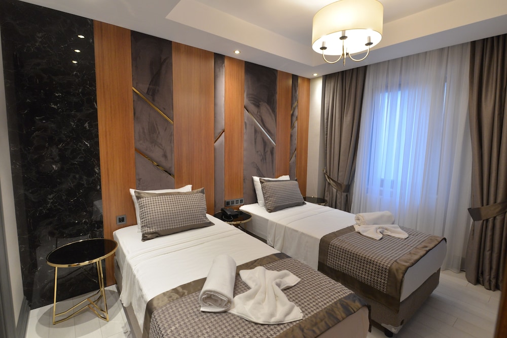 Santra Hotel 15/33