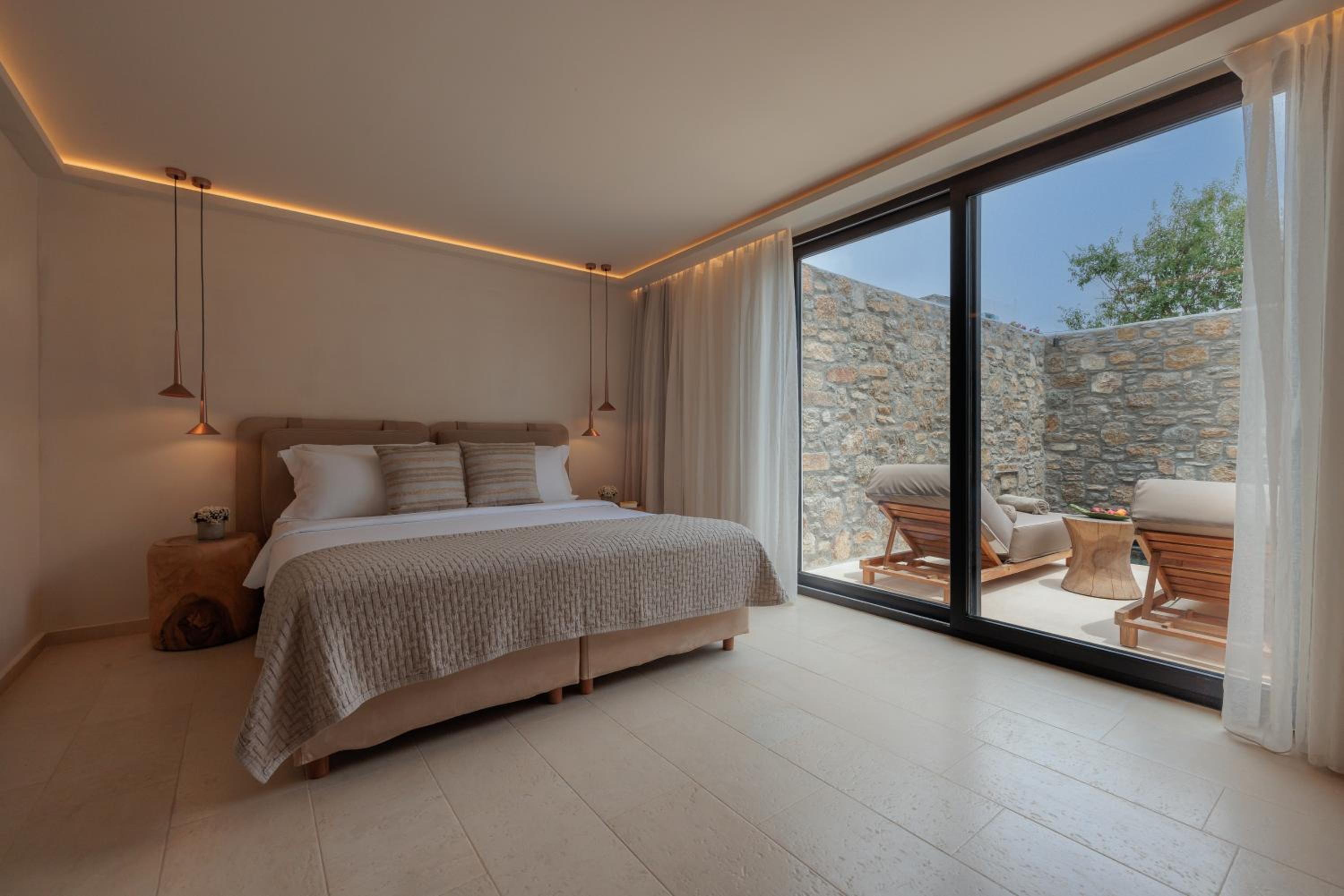 2 Bedrooms, Loft, Suite, Private Pool