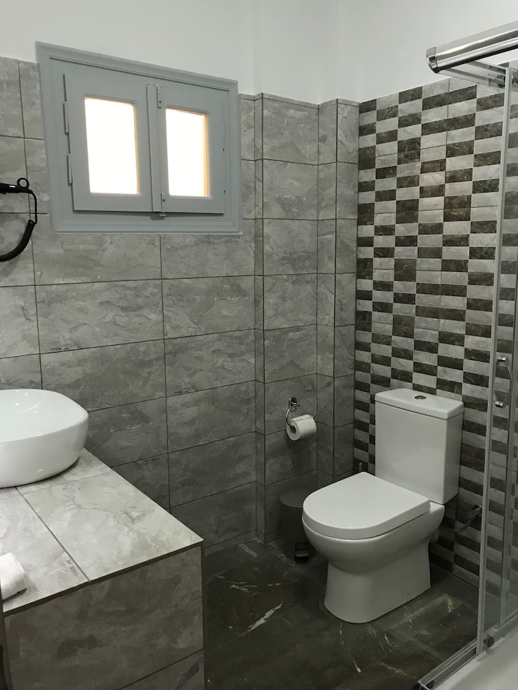 Aloe Luxury Apartments And Suites 47/50