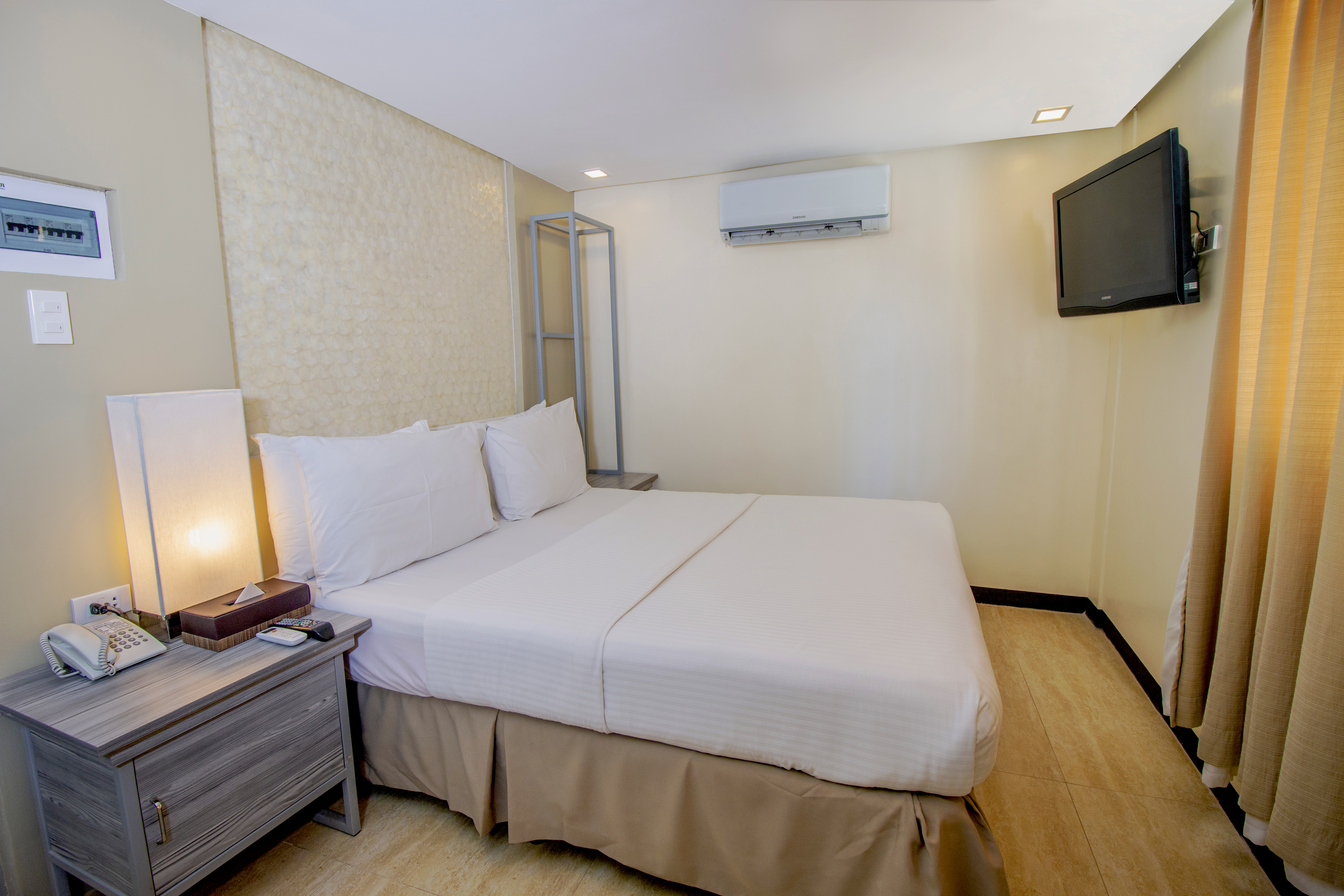 Standard 1 Bed