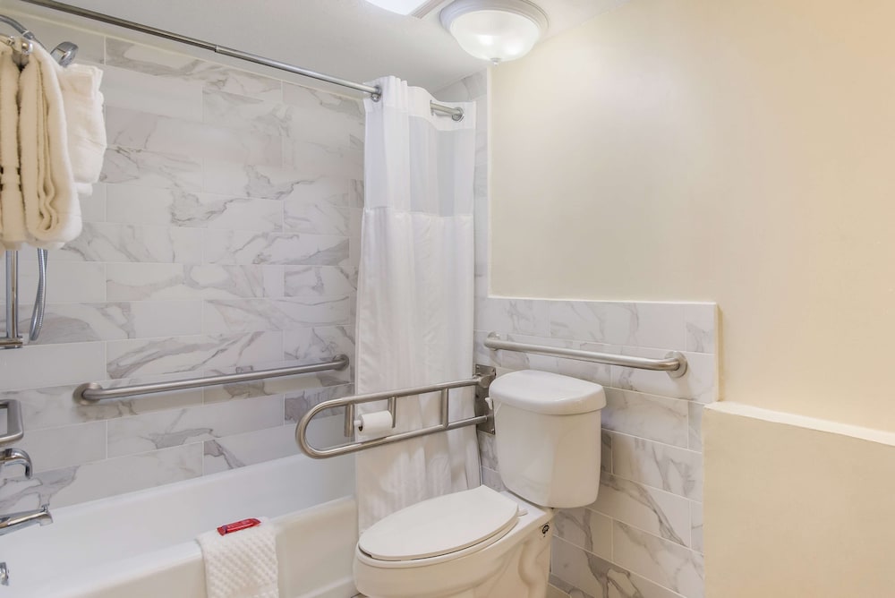 SureStay Hotel By Best Western Sarasota Lido Beach 17/33