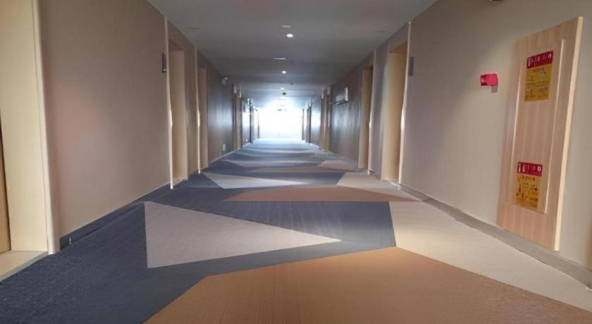 City Comfort Inn (Nanhai Xiqiao Mountain) 48/56