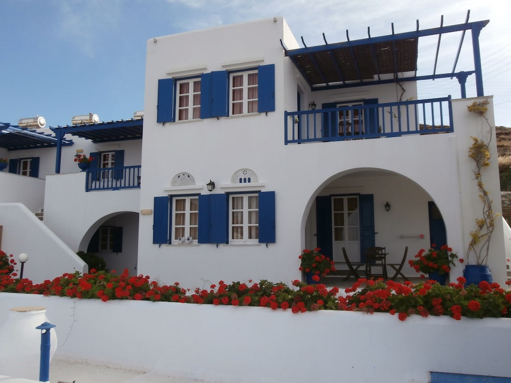 Galini Bungalows 3/50