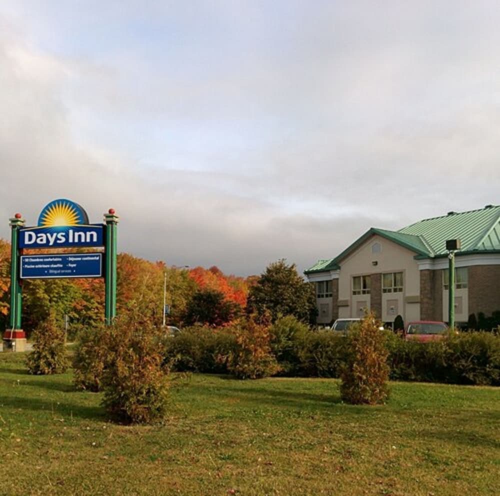 Days Inn By Wyndham Montmagny 4/34