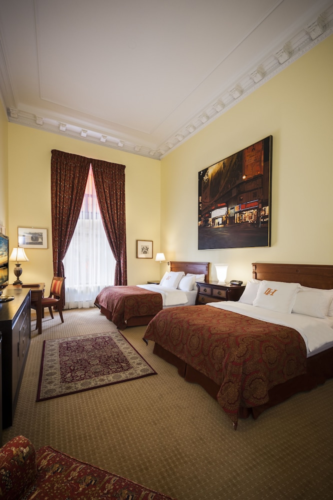 SUPERIOR, 2 QUEEN BEDS
