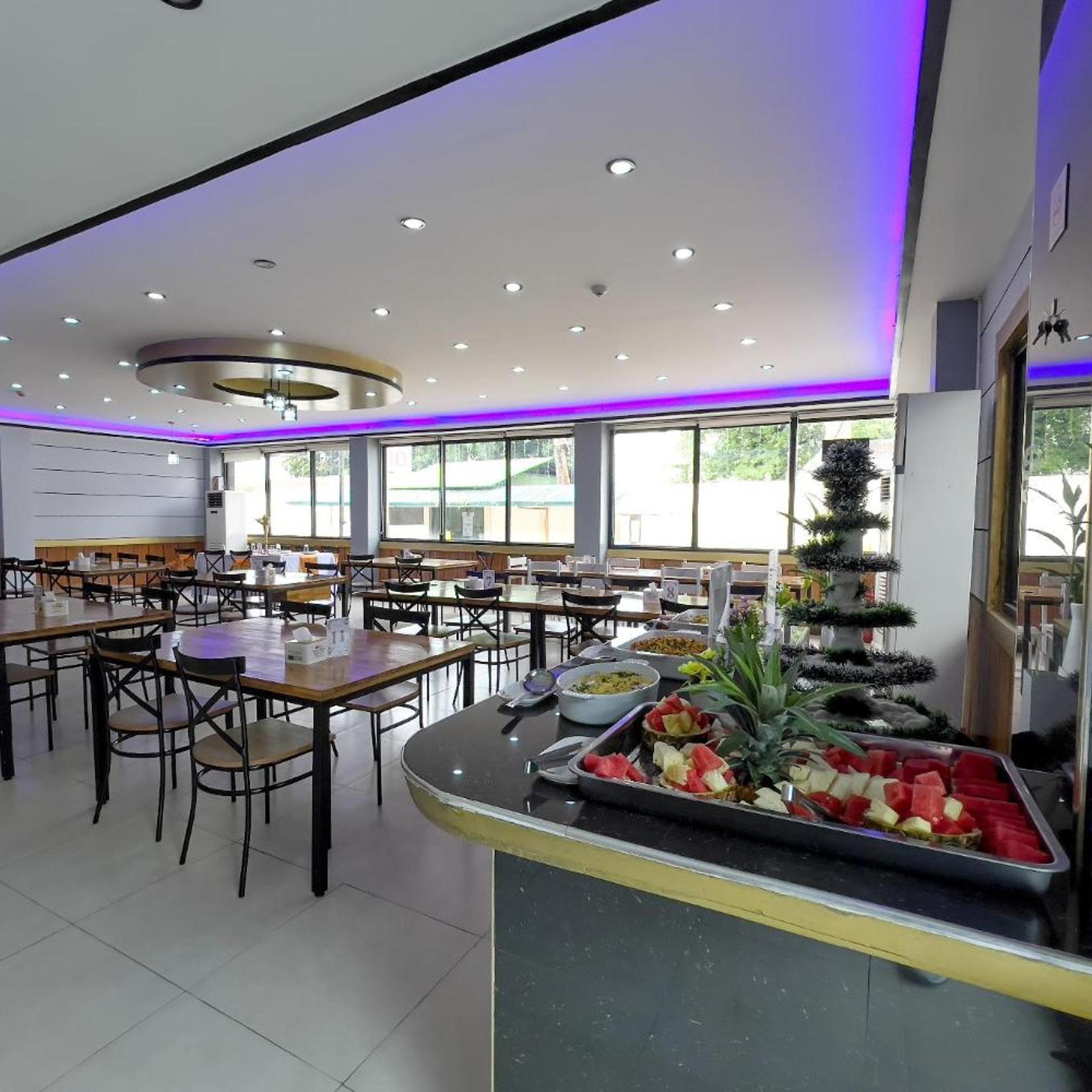 Valentine Park Hotel 20/22